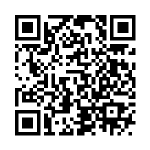 对着他们身后没有被寒冰冰封的方向用力一挥二维码生成