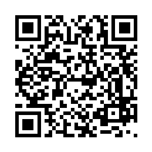 对着他就啪啪啪的大力的抽了几鞭子二维码生成