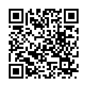 对着右手指上的蓝宝石戒指轻声说道二维码生成