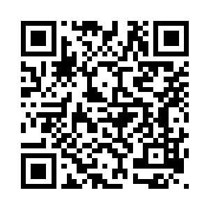 对着父母的墓碑深深的鞠着三次躬二维码生成