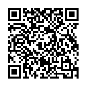 对着那个男人骂了一句脏话――可惜他一脸茫然的样子二维码生成