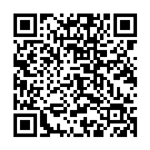 对面的乐芙兰反手便是一个qe+引燃挂到了他的身上二维码生成