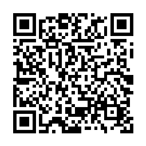 将一些没有多少真正价值的画家的作品炒出高价二维码生成