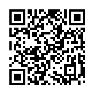 将一名名即将变成丧尸的士兵无情的击杀二维码生成