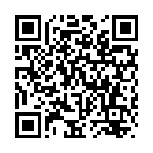 将一小撮发胀的薯粉捞入竹制漏勺二维码生成