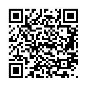 将一张纸条射在紫晴头脑旁的木柱上二维码生成