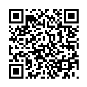 将两名帝国中校和数名战士炸上半空二维码生成