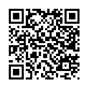 将双手按在了银月飓风号的船板上二维码生成