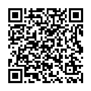 将宇宙飞船弹向前往目的地星球的快捷轨道很相似二维码生成