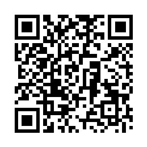 将小炕几上的放满了点心的碟子拿起二维码生成