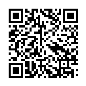 将掩饰用的银针轻轻扎进这名叫龙兴的身体中二维码生成