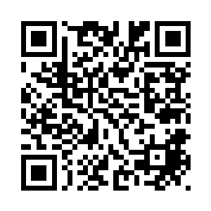 将数以万计的黑色爆裂箭碎片轰碎二维码生成