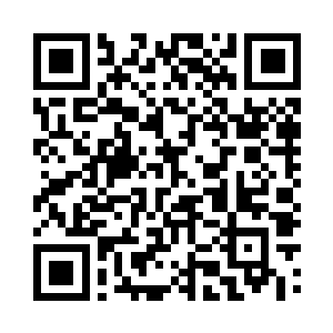 将晏安之的身上毛皮披风的风帽给他戴上二维码生成