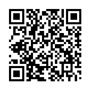 将杯子放在原地又倒满了水给陈元庆端了出去二维码生成