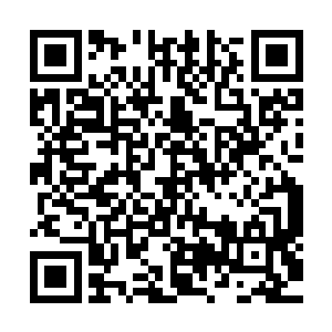 将自己这边的和蔡晓那边的亲属甚至乡邻都安排在县城里生活二维码生成