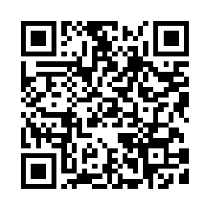 将那杯已经凉了大半的酒放到嘴边二维码生成