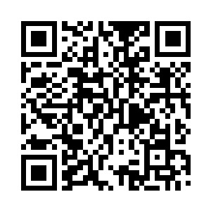 将那盏放置在柜子下的油灯捡了起来二维码生成