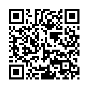 小丫头经常在工地里转悠拾取一些矿泉水瓶二维码生成