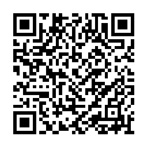 小四想到被他放到密室中准备研究的那个精神体二维码生成