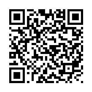 小姑娘立时就做了一个呕吐的动作二维码生成