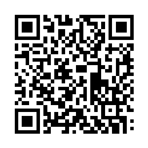 小姨还在东方世家那边远远地看着你呢二维码生成