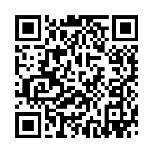 小姿在旁边听着小青蛙和小惠你一言我一语二维码生成