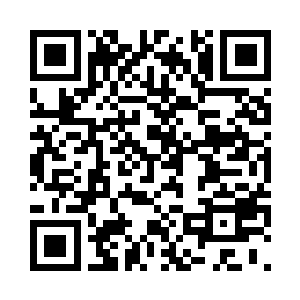 小心翼翼的用勺子把水喂进我的嘴里二维码生成