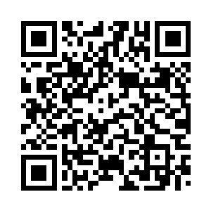 小心翼翼的躺在了杜玉婷的被窝里二维码生成