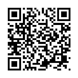 小时忽悠着他们乖乖的跟自己走遍了千山万水二维码生成