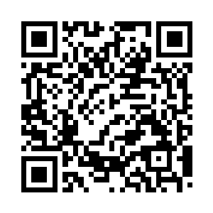 小木屋外已经躺了一地的僵尸尸体二维码生成