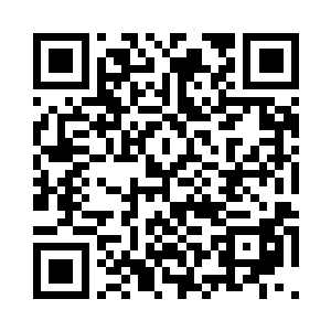 小白和赵轻落也都到了林烽的深白女二维码生成