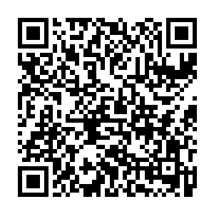 小矮魔一条街是恶魔帝国特意开设的一条售卖各种高中低级别装备的市场二维码生成