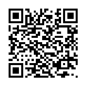 小而尖的头部还有两根螯牙一张一合二维码生成