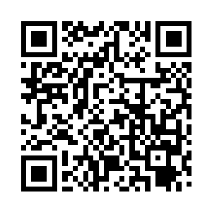 小胖子举着甜筒就冲上去跟亚米搭讪了二维码生成