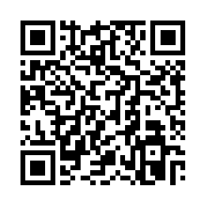 小黑把手中的枪口对准了周小溪的脑袋二维码生成