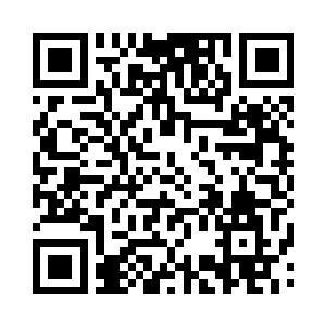 少女的细微动作也没能逃过年轻魔裔的眼睛二维码生成