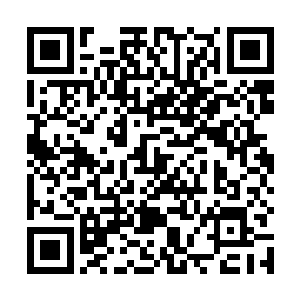 尚动俱乐部花钱在松江市内所有报纸头版打了整版广告二维码生成