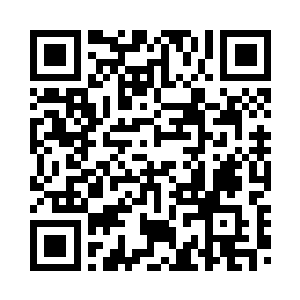 尤其双手化为了巨大且布满锯齿的二维码生成