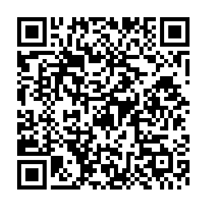 尤其是在上午戚副校长当众宣读了他写的主持词且大受好评的情况下二维码生成