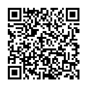 尤其是当紫瞳那黑色匕首直袭他身躯要害部位的时候二维码生成