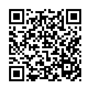 尤其是有两个大腹便便的老板从楼上下来二维码生成