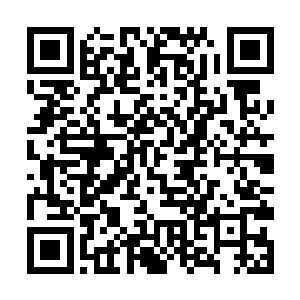 尤其是那些曾经视他为偶像的南方年轻人提起他来时二维码生成