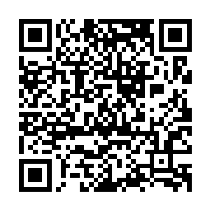 就像是提前归家的丈夫看到下班回来的妻子而自然而然的打招呼二维码生成