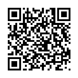 就只有三个人的马匹还在持续缓缓前行二维码生成