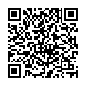 就听接电话的汤思可啊的一声惨叫把座机话筒重重甩在一边二维码生成