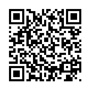 就在他的手指刚刚碰到短刀的一瞬间二维码生成