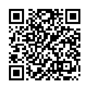 就在妮娜苦大仇深的盯着面前这个对她来说是二维码生成