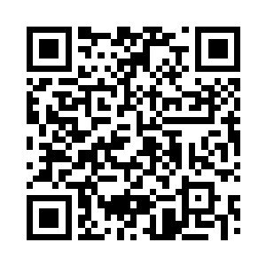 就在我手臂即瘵撞到瑟夫抬起的小臂时二维码生成