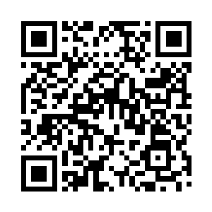 就在矮魔族老者要一口气踏上传送阵二维码生成