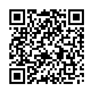 就在这个时候许紫烟终于找到了自己的名字二维码生成